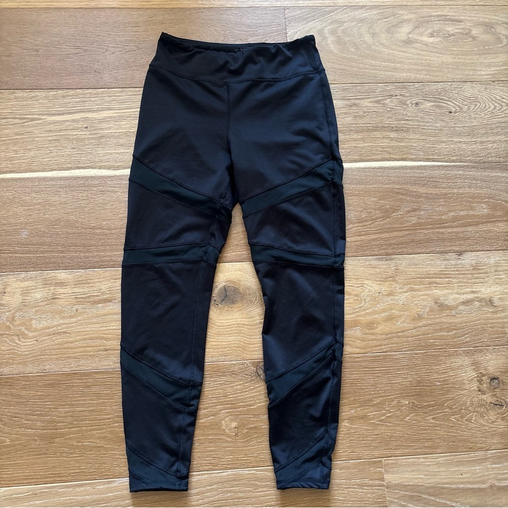 Adore Me Medium Black Leggings Mesh Cutout Details